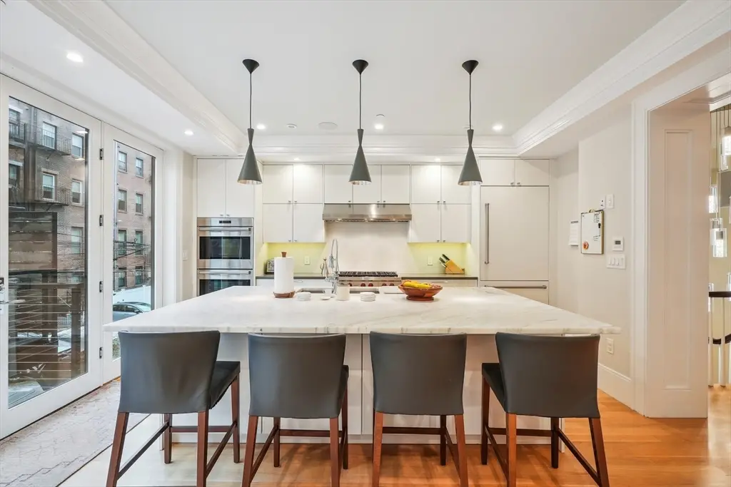 196 West Springfield St #1, Boston, MA 02118 - #1