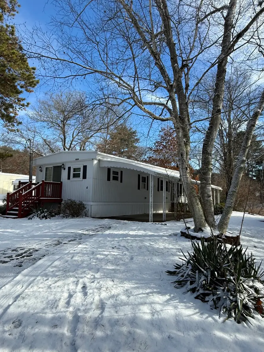 4 Center Street, Brimfield, MA 01010 - #2