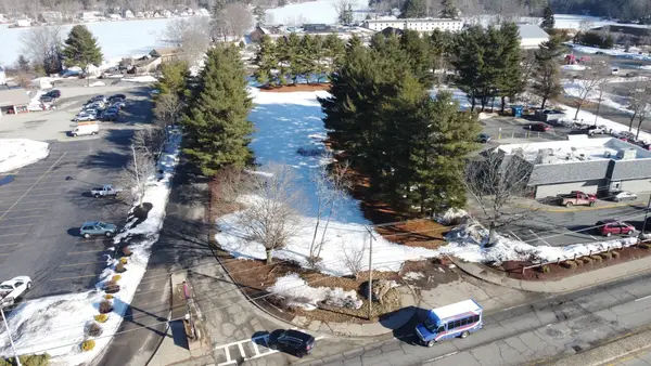 368 Main St, Sturbridge, MA 01566