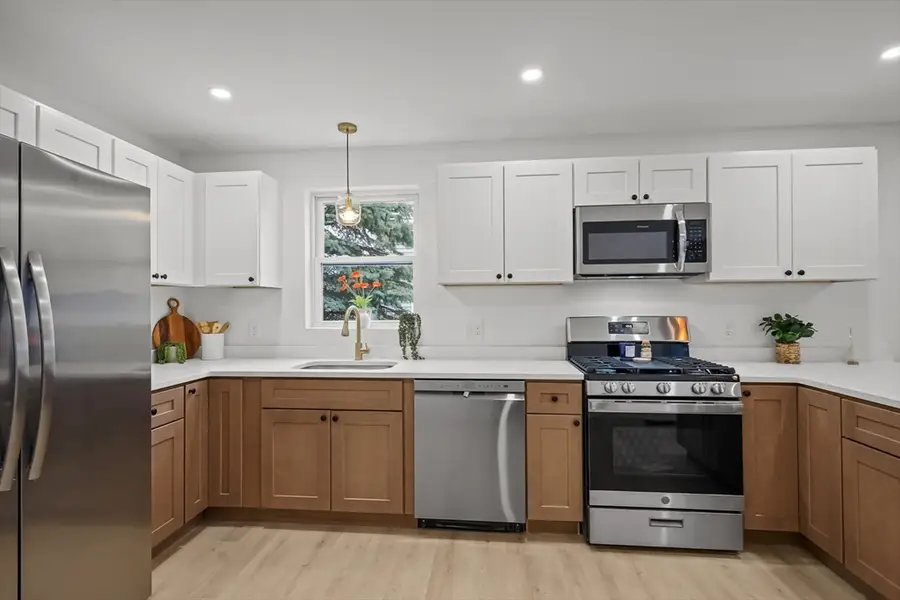 19 Newbury St, Providence, RI 02904 - #3