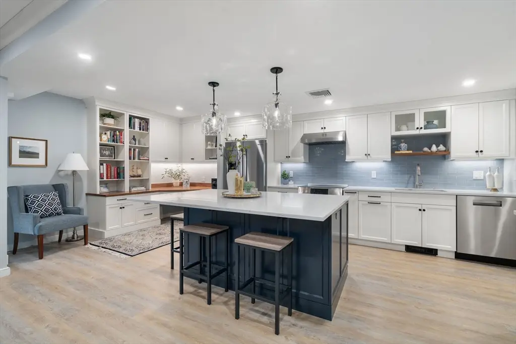 65 Grove #152, Wellesley, MA 02482 - #1