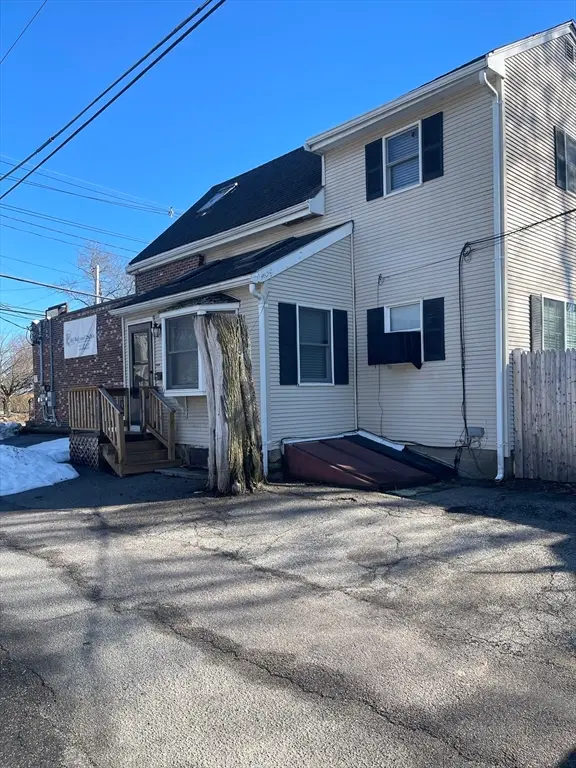 519 Crescent St, Brockton, MA 02302 - #1