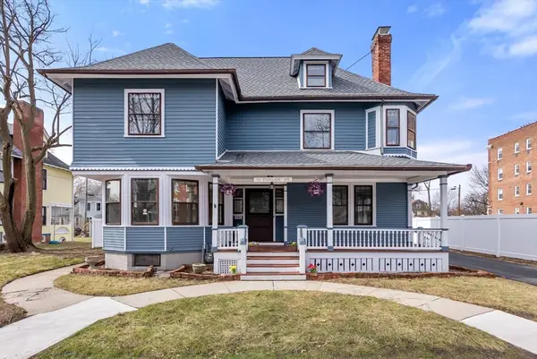 30 Firglade Ave, Springfield, MA 01108