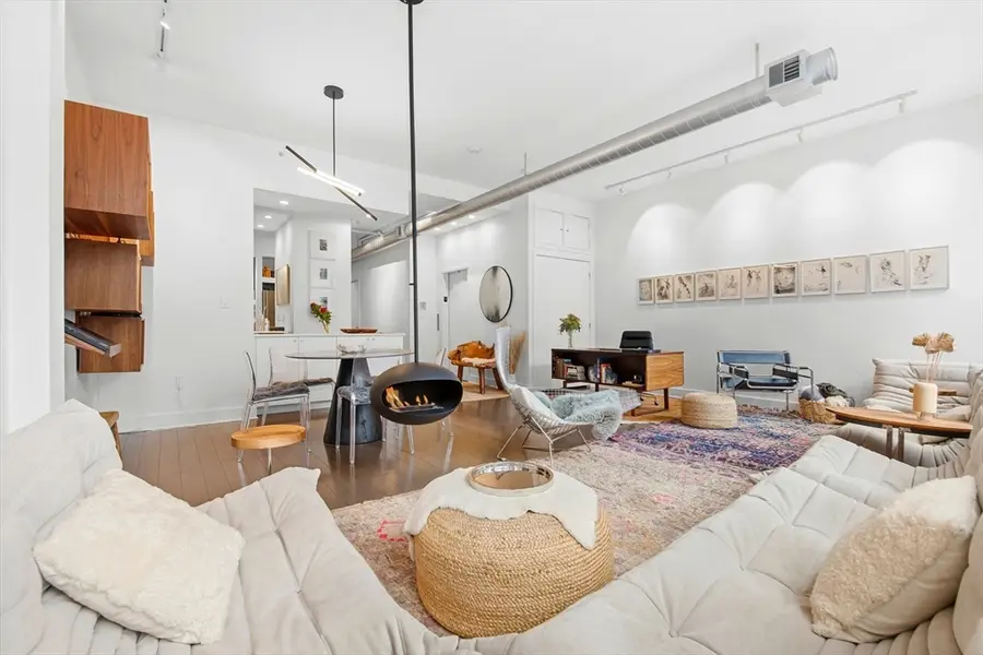 43 Winter St #4, Boston, MA 02108 - #3