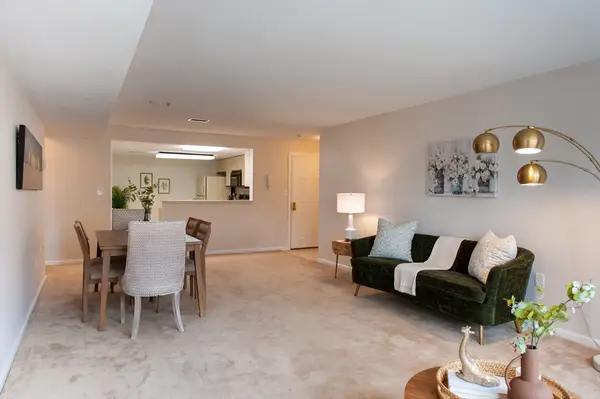 37 Weatherly Dr #37, Salem, MA 01970