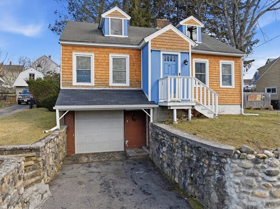 14 Bellevue Ave, Ware, MA 01082 - #2