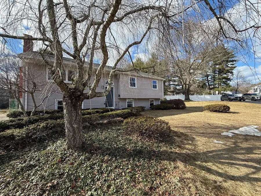 105 Duncan Rd, Stoughton, MA 02072 - #2