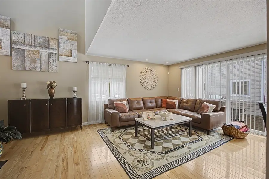 103 Norris Brook Ln #103, Peabody, MA 01960 - #2