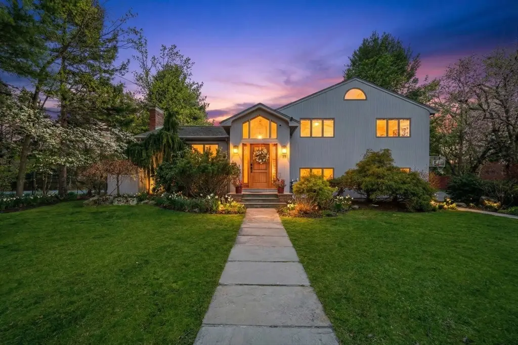 54 Oakvale Rd, Newton, MA 02468 - #1