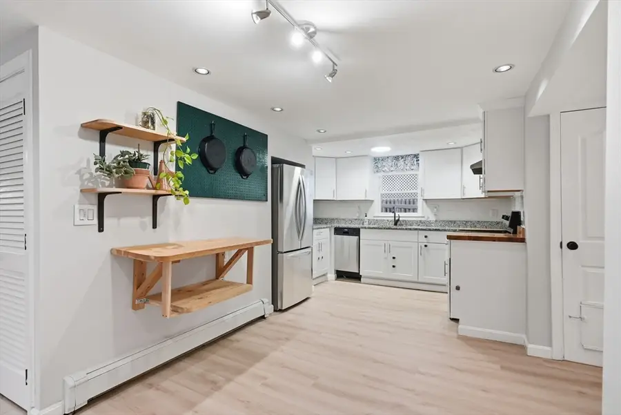 86 Indian Rd, Waltham, MA 02451 - #3