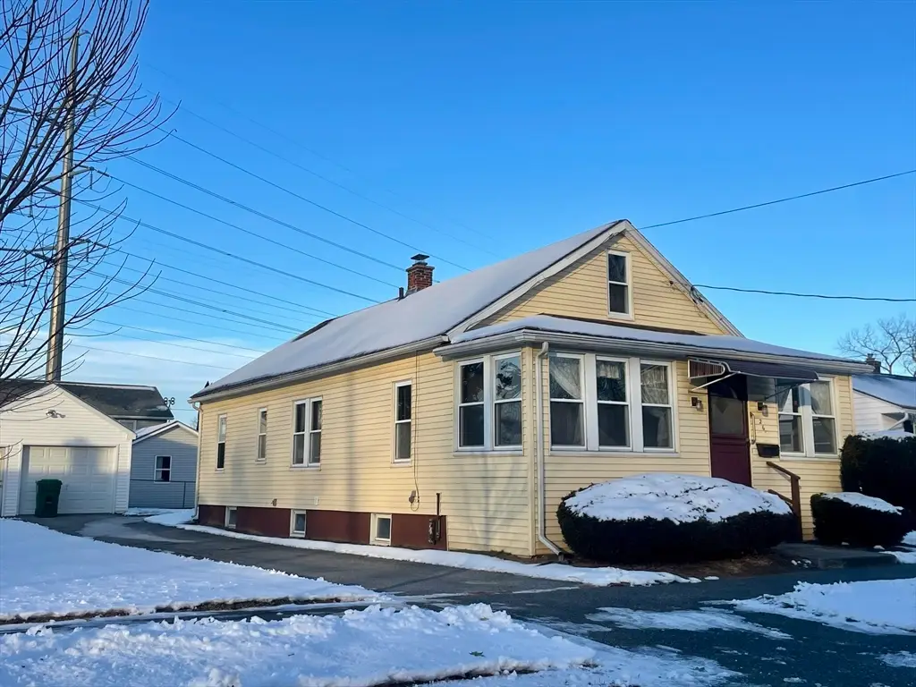 26 Whitin Ave, Chicopee, MA 01013 - #1