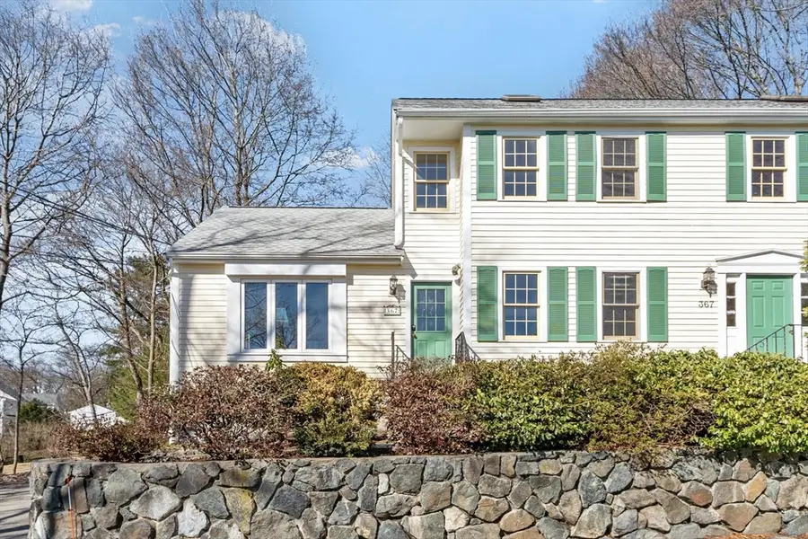 367 Waltham St #5, Lexington, MA 02421 - #3