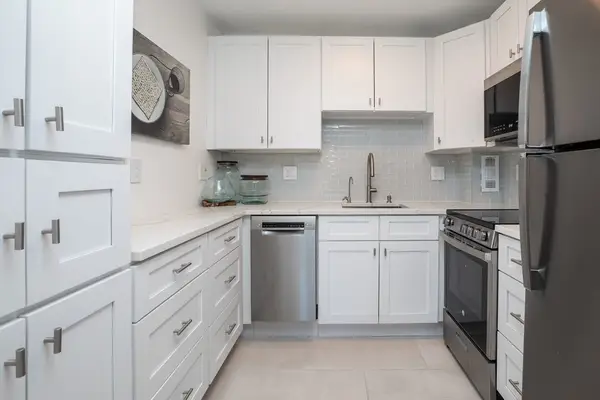 19 Winchester St #711, Brookline, MA 02446