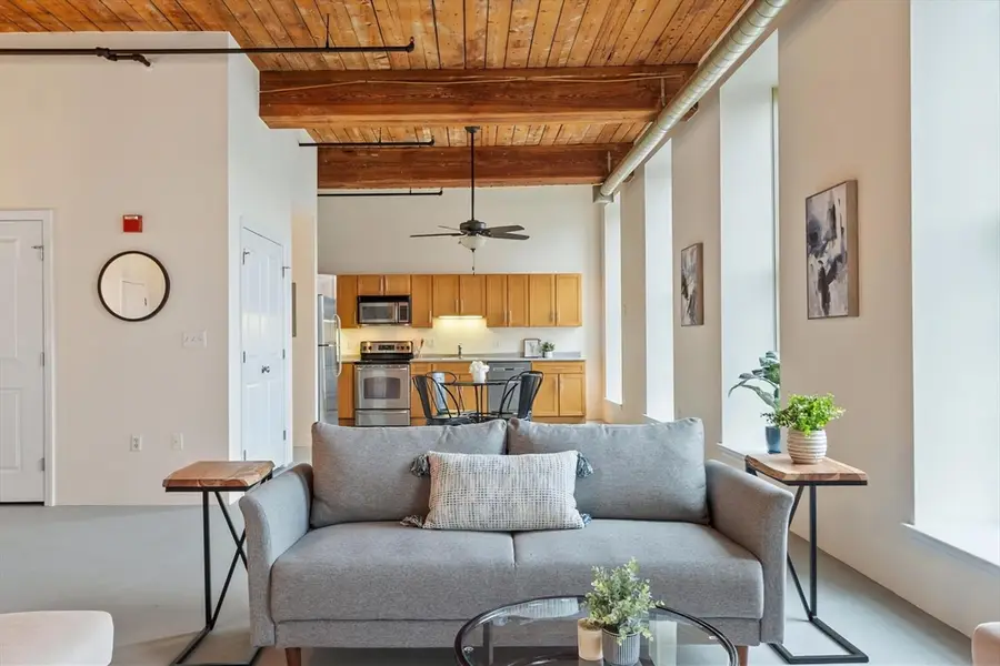 35 Riverwalk Way #R103, Lowell, MA 01854 - #2