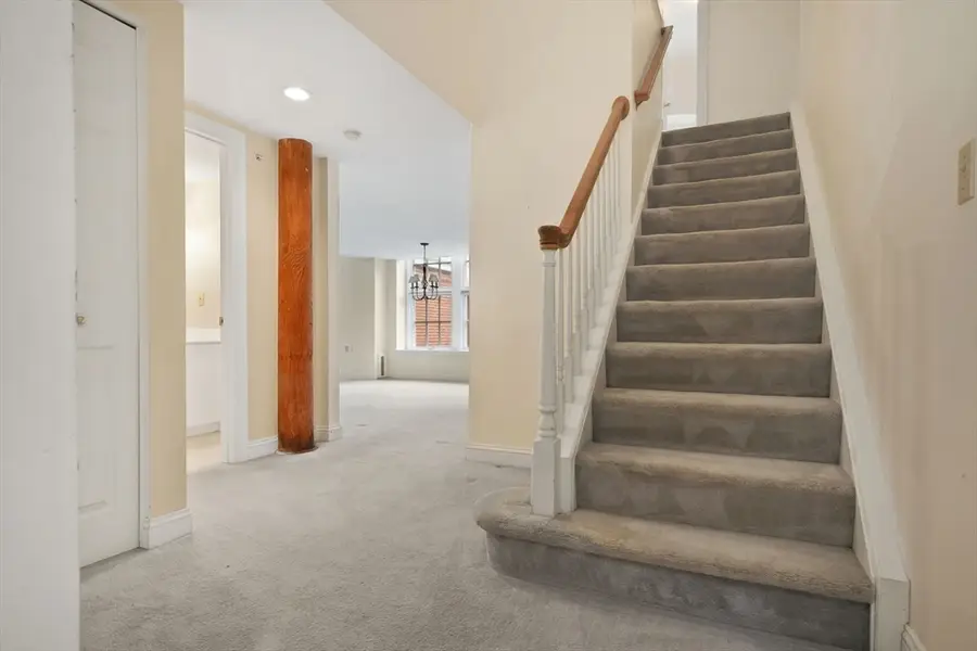 53 Warren St #318, Newburyport, MA 01950 - #3