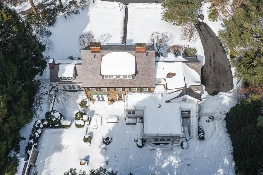 22 Valley Road, Wellesley, MA 02481 - #2