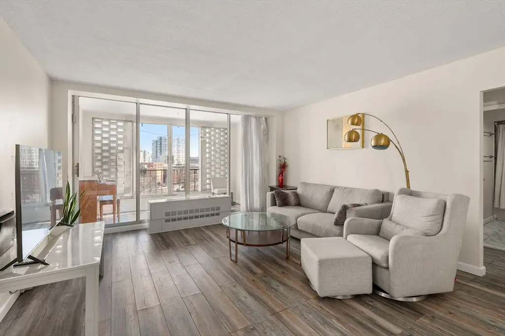 33 Pond Street #919, Brookline, MA 02445 - #1