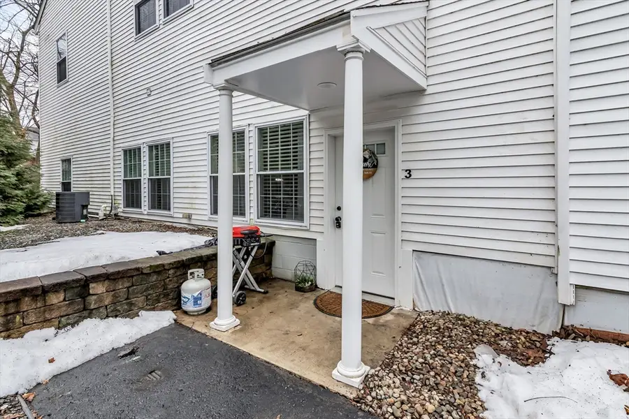 31-33 Ashland St #3, Haverhill, MA 01830 - #3