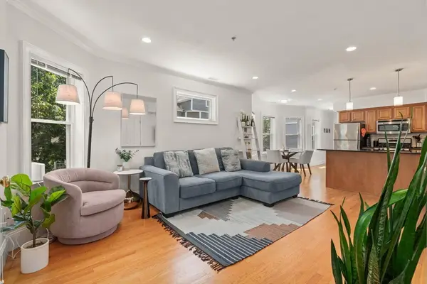 17 Robbins Street #2-2, Waltham, MA 02453