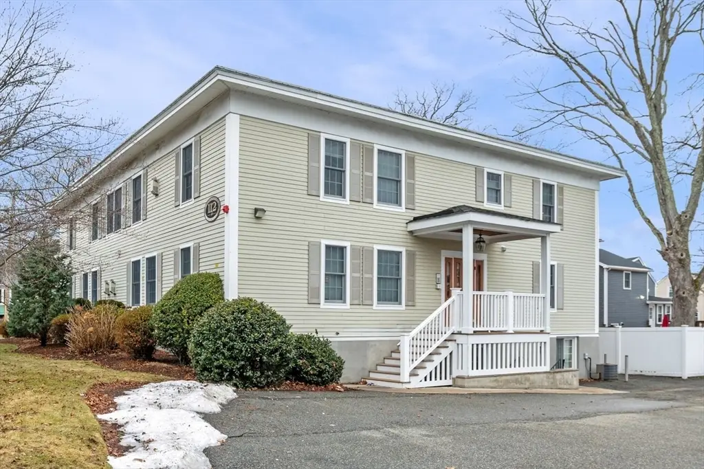 112 Porter St #3, Melrose, MA 02176 - #1