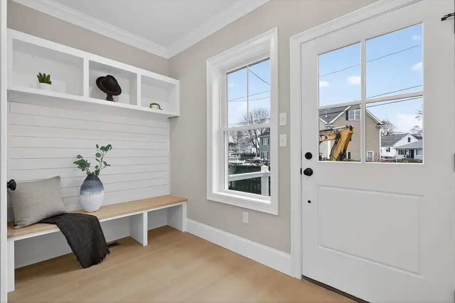 8 Dobbins Road, Waltham, MA 02453 - #2