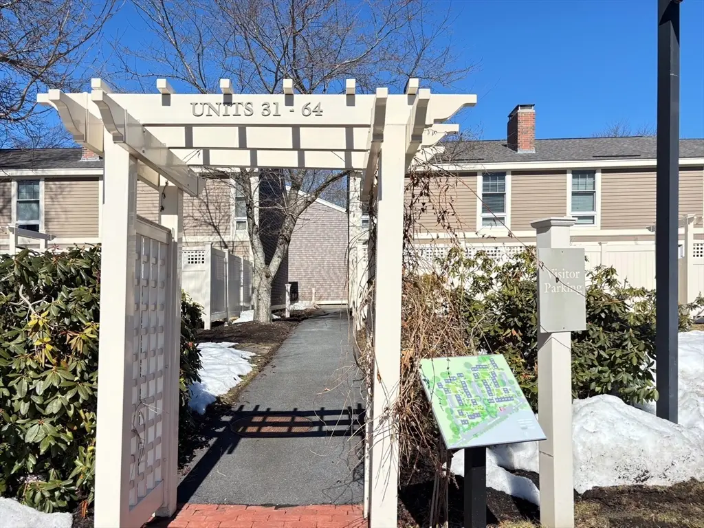 11 Oak St #43, Wellesley, MA 02482 - #1