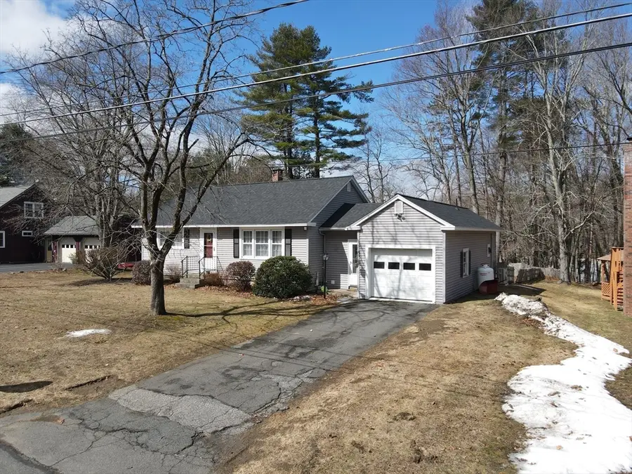 18 Lillian Street, Greenfield, MA 01301 - #3