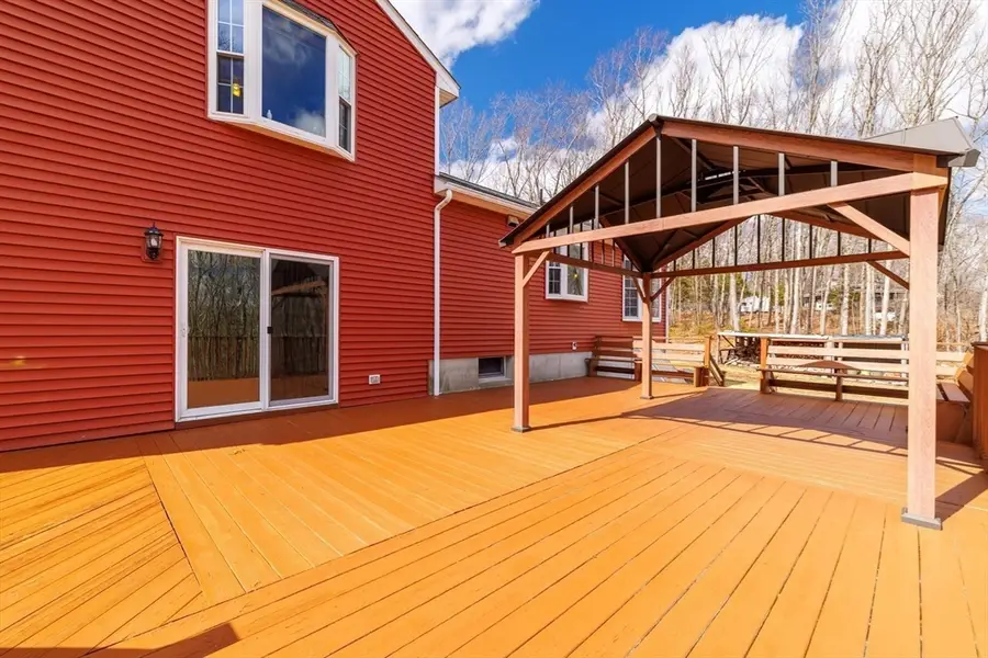 213 Henshaw St, Leicester, MA 01524 - #2