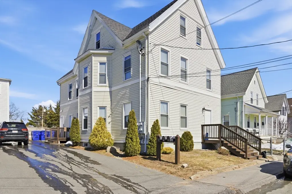 4 East Broadway, Taunton, MA 02780 - #1