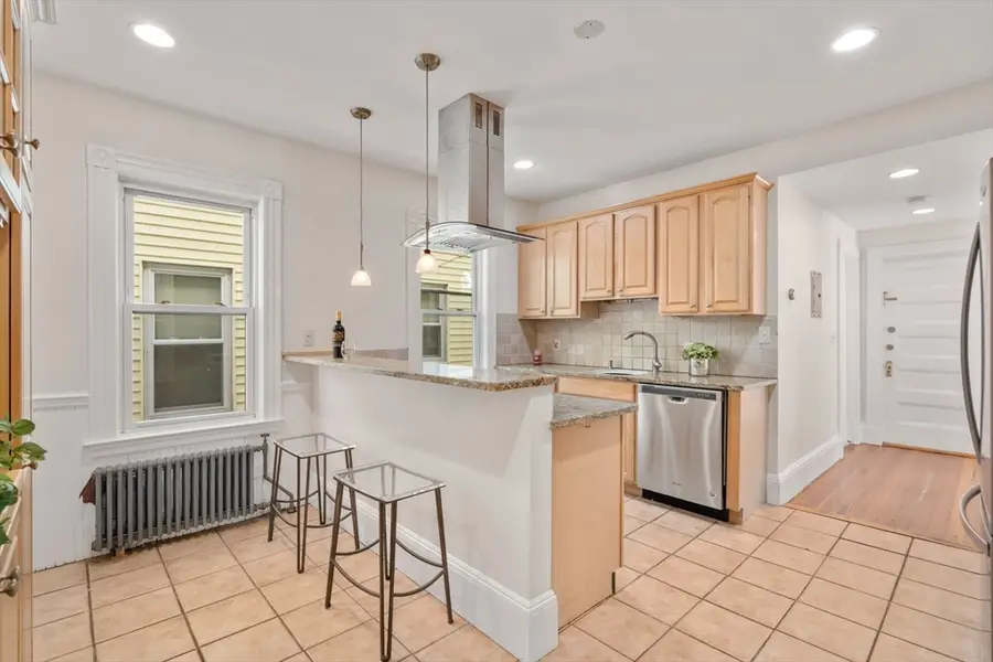55 Reservoir Rd #2, Brookline, MA 02467 - #2