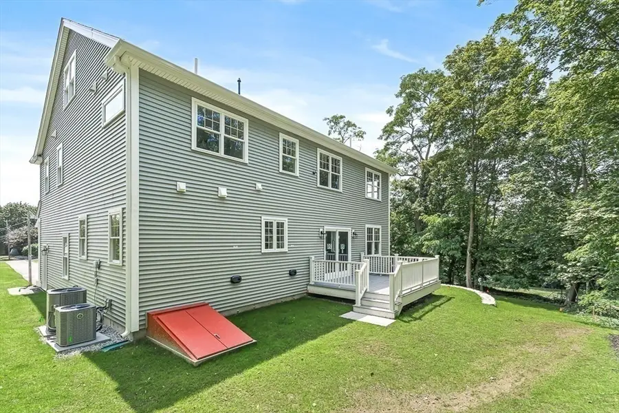 26 Flagg Street, Woburn, MA 01801 - #3