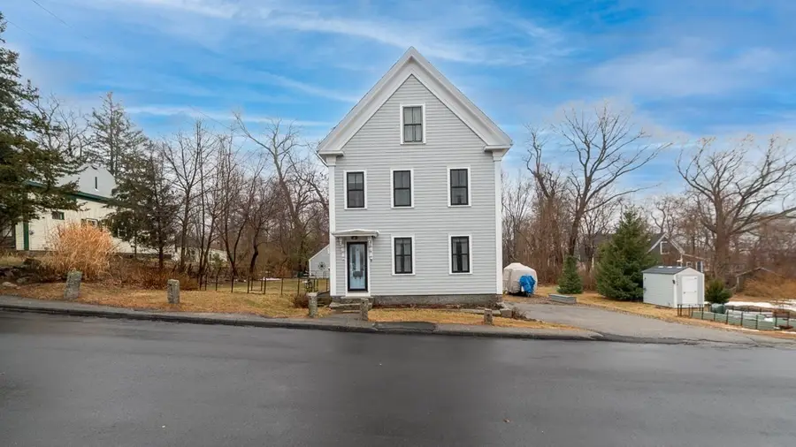 9 Hickory St, Gloucester, MA 01930 - #3