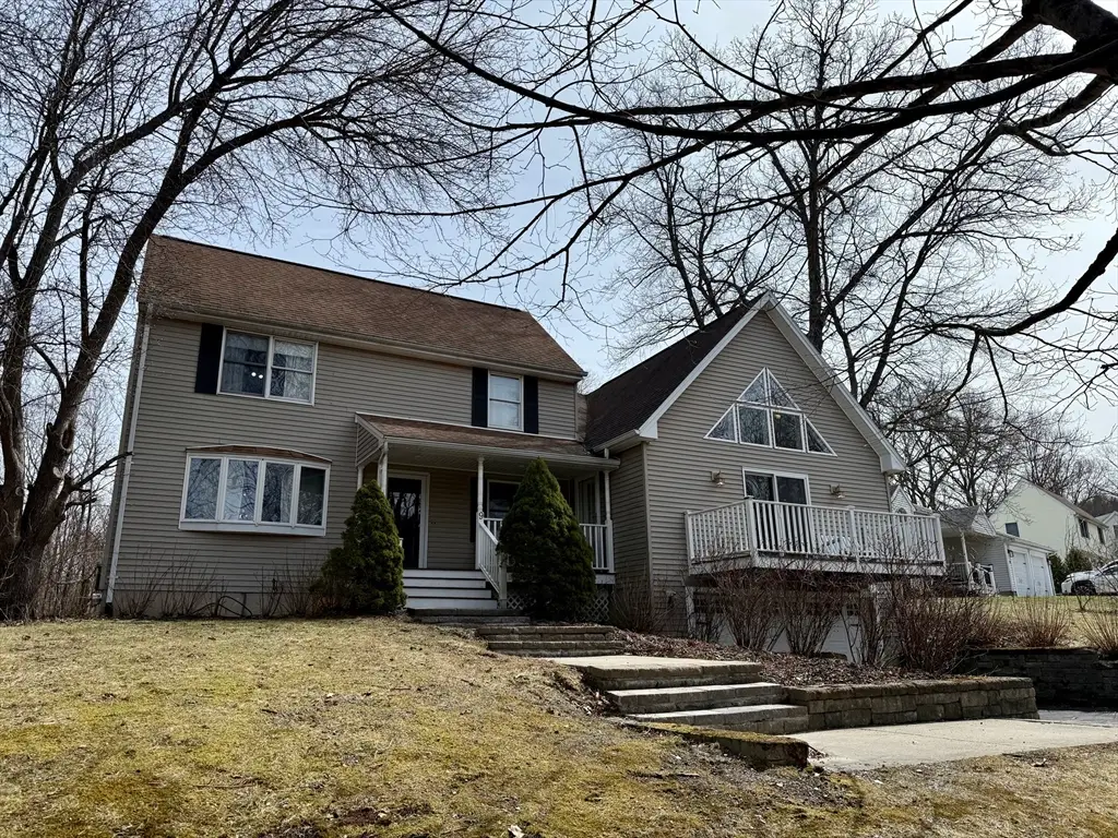 9 Dana Hl, Belchertown, MA 01007 - #1