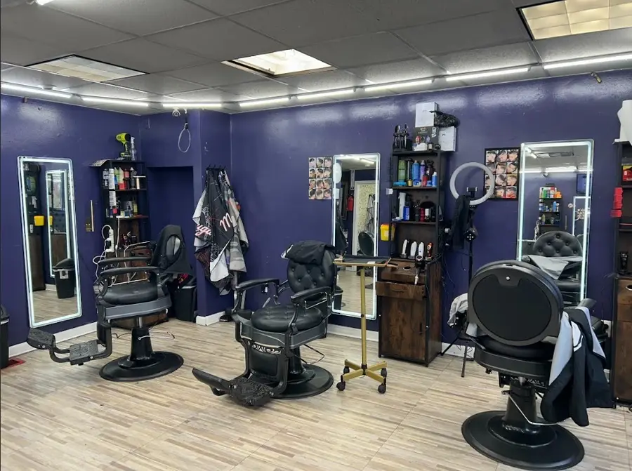 120 Lakeview Ave, Lowell, MA 01850 - #3