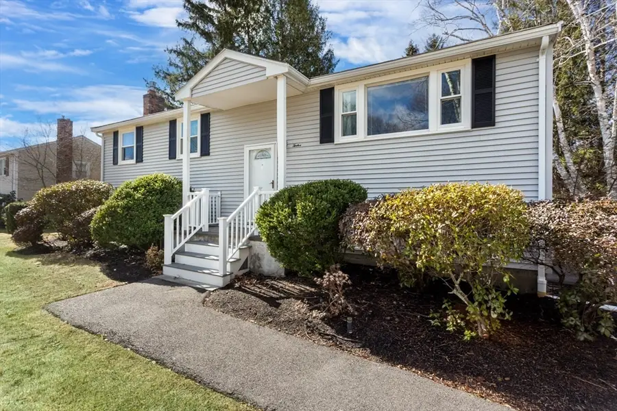 12 Harborwood Dr, Franklin, MA 02038 - #3