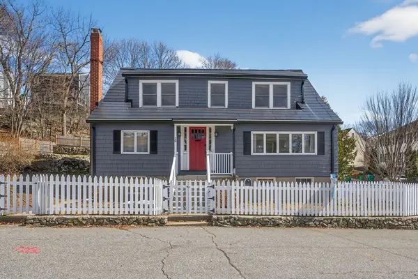 29 Fellsview Ave, Medford, MA 02155