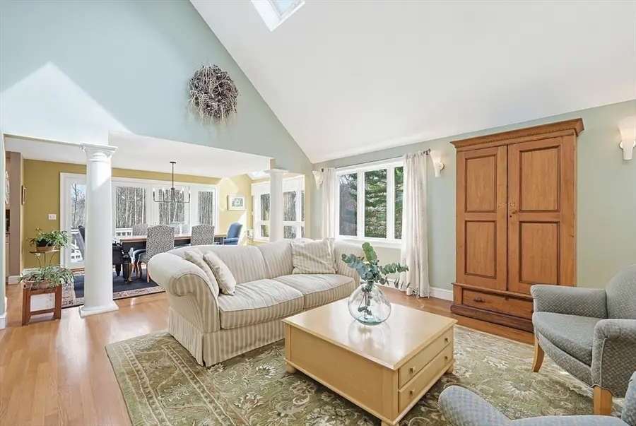 212 West St, Douglas, MA 01516 - #3