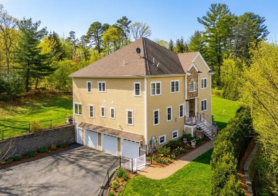 98R Walnut Street, Shrewsbury, MA 01545 - #2