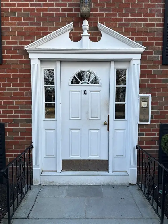 462 Nahatan St #C5, Norwood, MA 02062 - #2