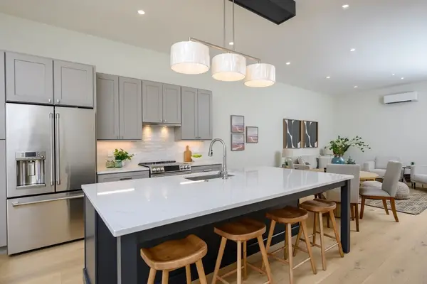 21 Tanglewood Road #1, Boston, MA 02124