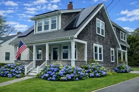 7 Akin St, Dartmouth, MA 02748 - #1