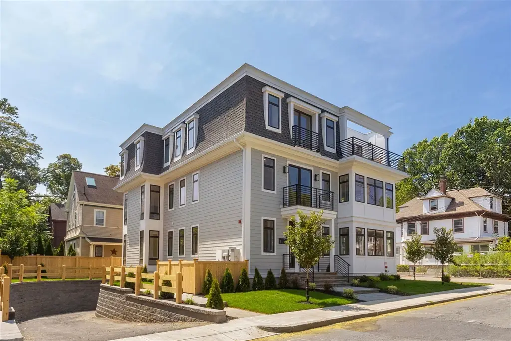 24 Auburn #PH, Brookline, MA 02446 - #1