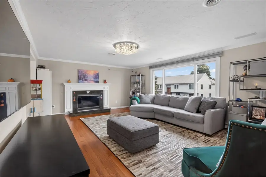 50 Meetinghouse Cir, Needham, MA 02492 - #3