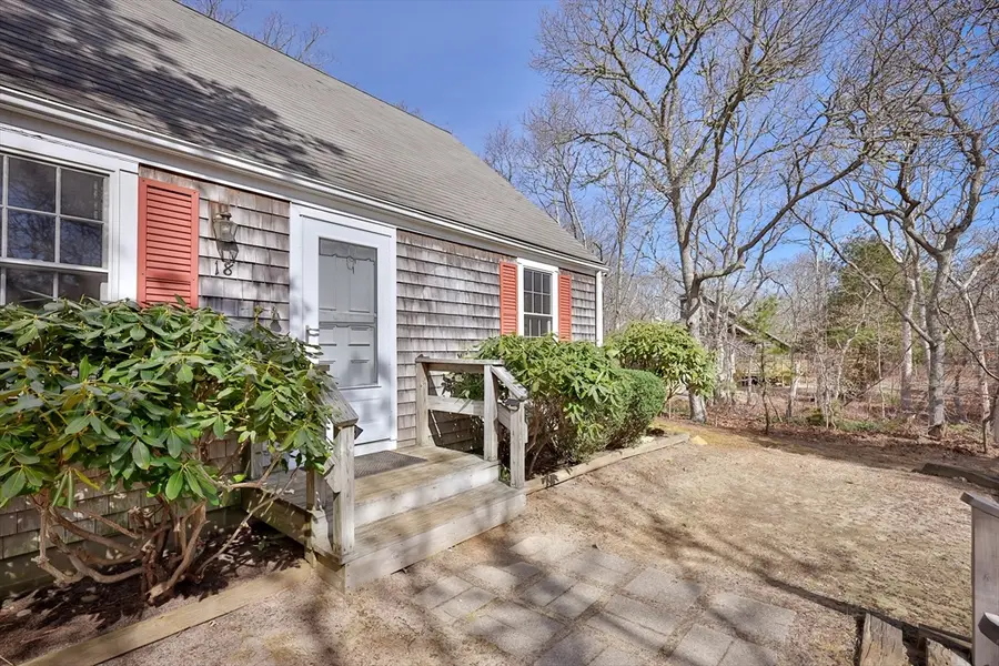 18 Windsor Drive, Edgartown, MA 02539 - #2