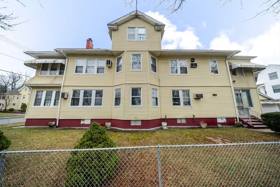 570-572 Dickinson St, Springfield, MA 01108 - #2