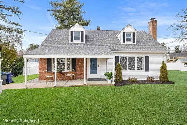 11 Hathaway Rd, Wilmington, MA 01887