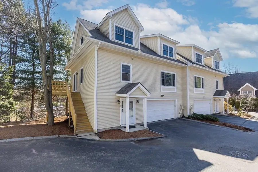 81 Beecher Pl #81, Newton, MA 02459 - #2