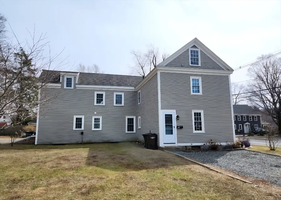 85 W Main St, Georgetown, MA 01833 - #3