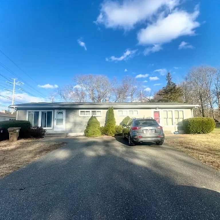 50-52 Booth St, Ludlow, MA 01056 - #1