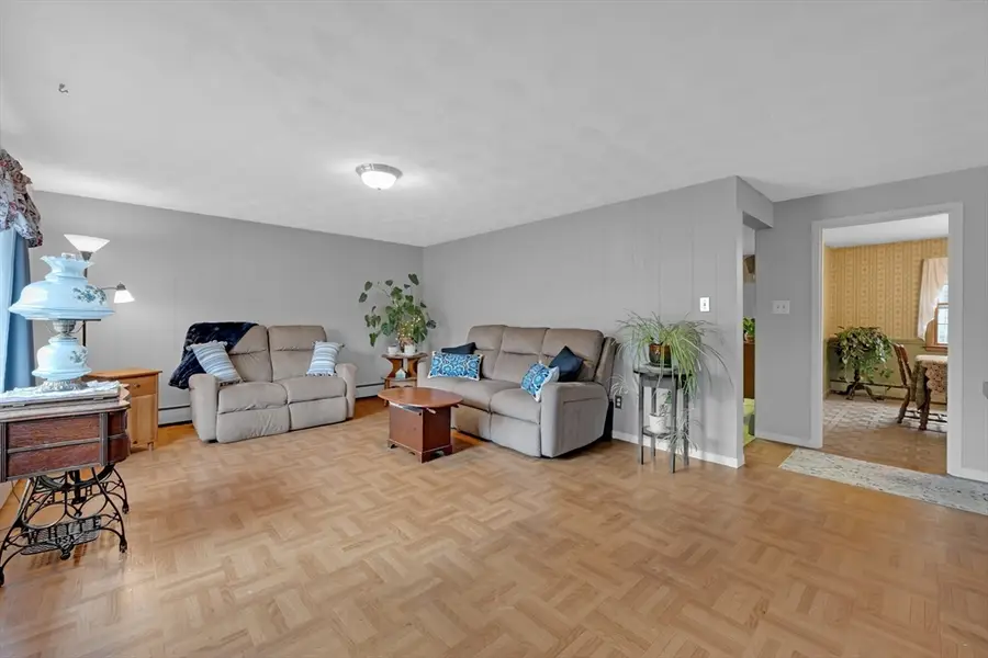 208 New Boston Rd, Sturbridge, MA 01566 - #3